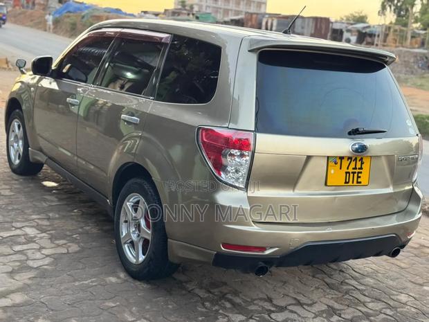 Subaru Forester 2008 Gold