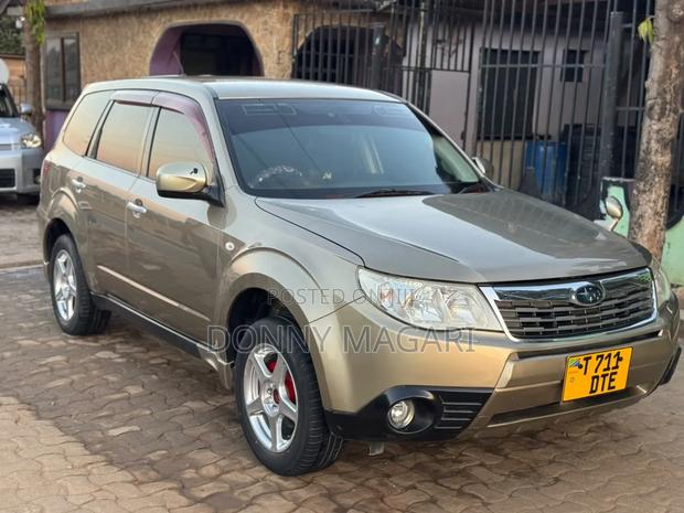Subaru Forester 2008 Gold