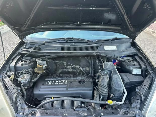 Toyota RAV4 2001 Black