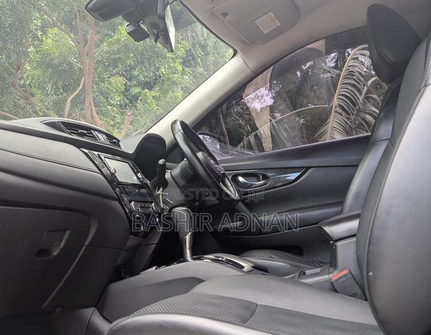 Nissan X-Trail 2.0 Hybrid AWD 2017 Black