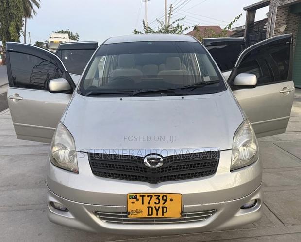Toyota Corolla Spacio 2002 Beige