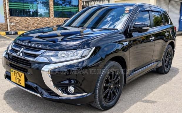 Mitsubishi Outlander 2.0 PHEV AWD 2016 Black