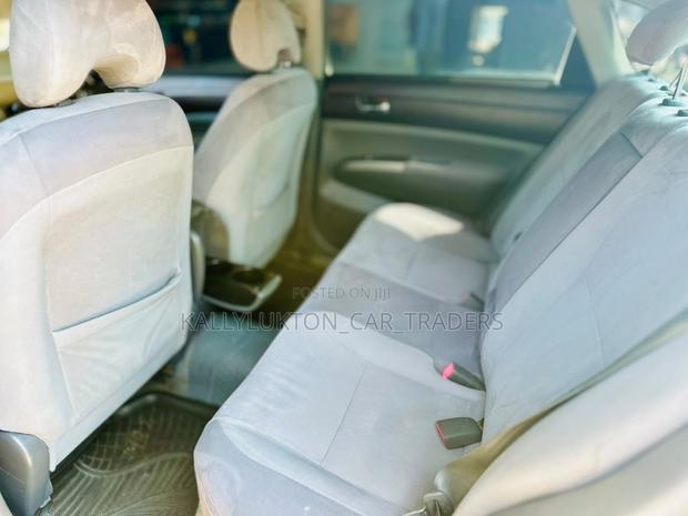 Toyota Prius 2010 Silver