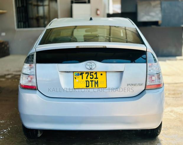 Toyota Prius 2010 Silver
