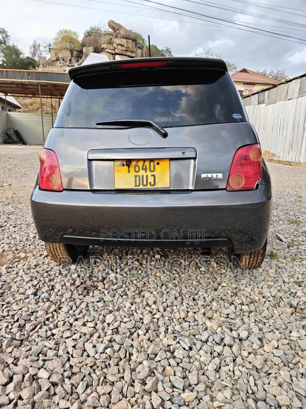 Toyota IST 2003 Gray