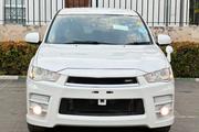 Mitsubishi Outlander 2009 White for sale