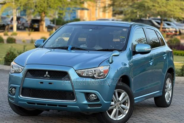 Mitsubishi RVR 2.0 2011 Blue