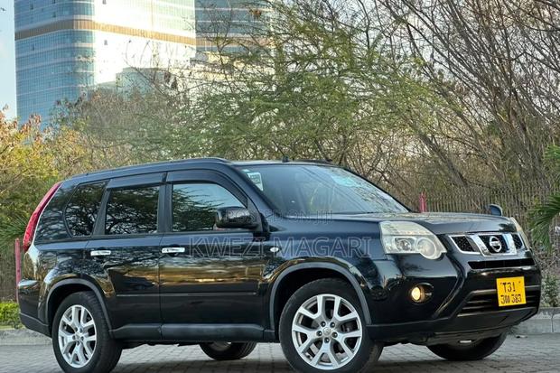 Nissan X-Trail 2013 Black