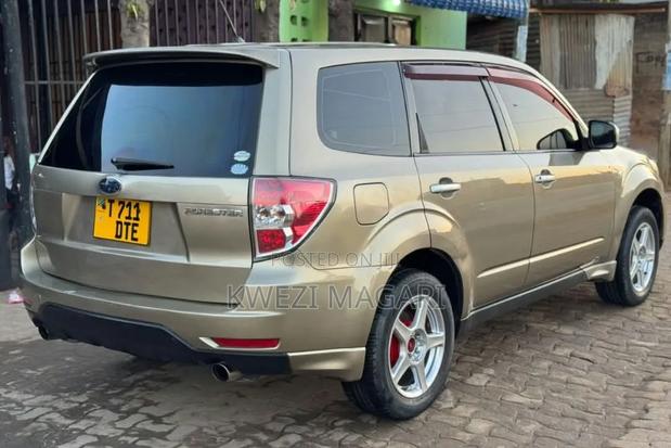 Subaru Forester 2008 Gold