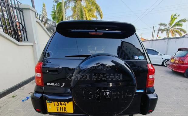 Toyota RAV4 2005 Black