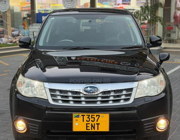 Subaru Forester 2011 Black