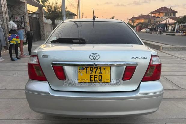 Toyota Premio 2003 Silver