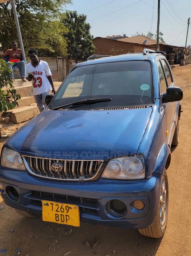 Toyota Cami 2005 Blue