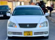 Toyota Crown 2004 White for sale