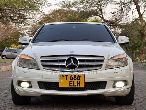 Mercedes-Benz C-Class C 180 Kompressor (S203) 2007 White
