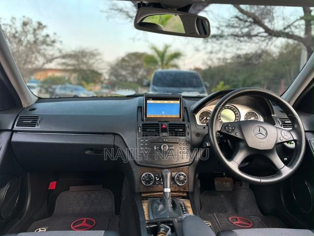 Mercedes-Benz C-Class C 180 Kompressor (S203) 2007 White