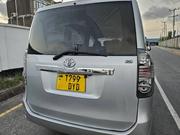Toyota Noah 2008 Silver for sale