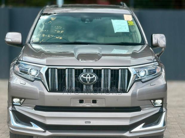 Toyota Land Cruiser Prado 4.0 Petrol TX 2022 Brown
