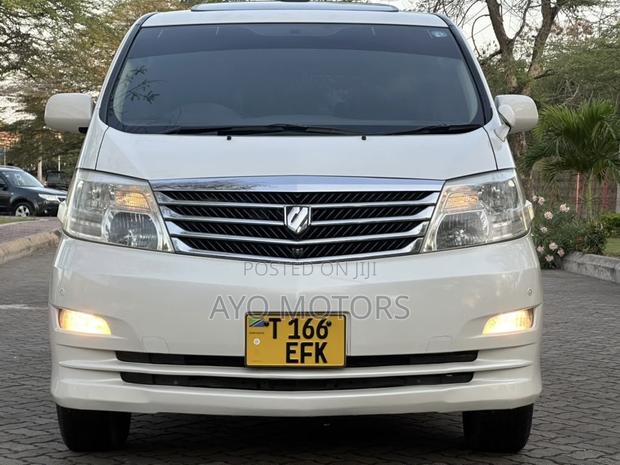 Toyota Alphard 2007 White