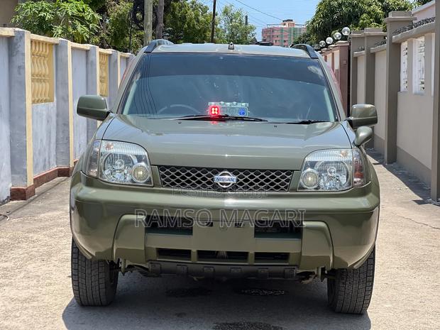 Nissan X-Trail 2002 Green
