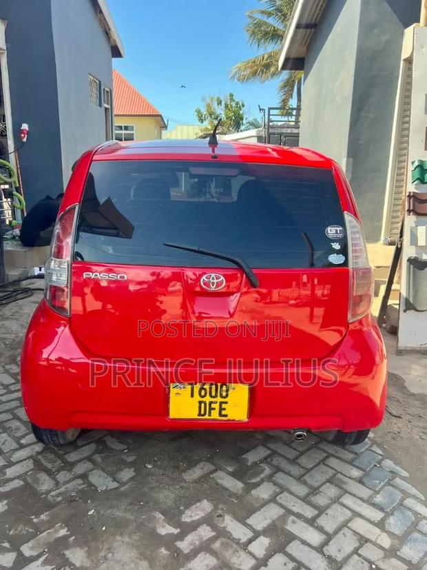 Toyota Passo 1.0 AWD 2005 Red