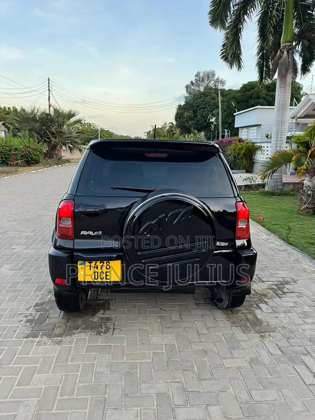 Toyota RAV4 1.8 2005 Black
