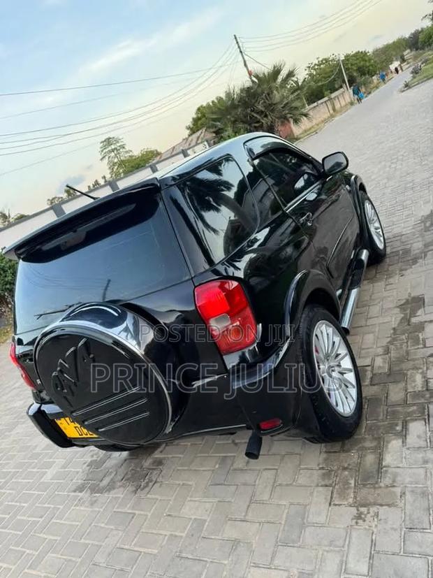 Toyota RAV4 1.8 2005 Black