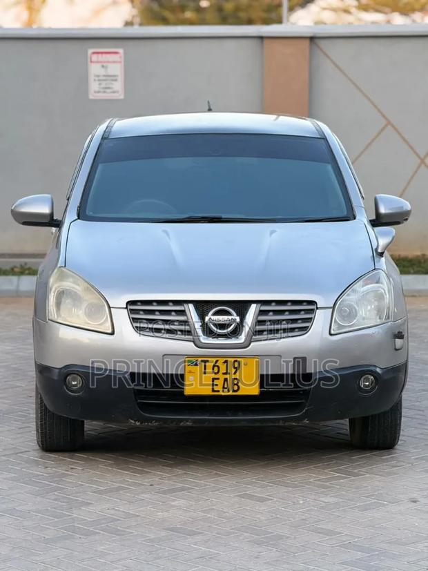 Nissan Dualis 2008 Gold