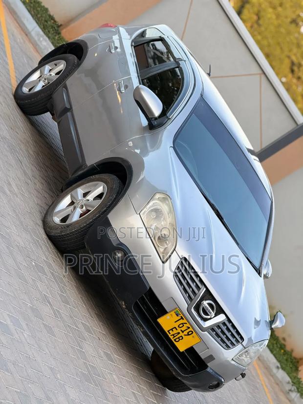 Nissan Dualis 2008 Gold