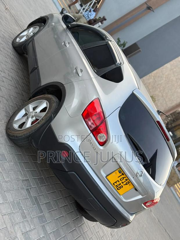 Nissan Dualis 2008 Gold
