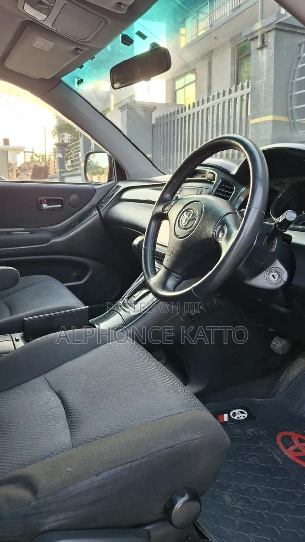 Toyota Kluger 2006 Black