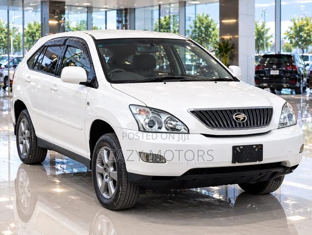 Toyota Harrier 2003 White