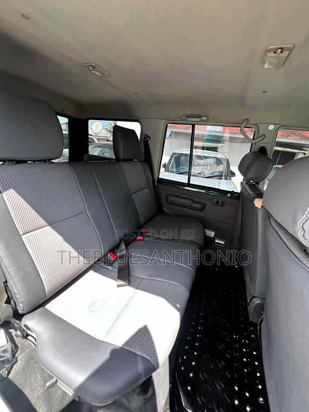 Toyota Land Cruiser 79 Series 2018 Black