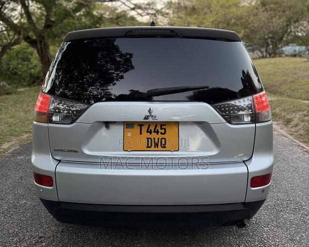 Mitsubishi Outlander 2009 Black