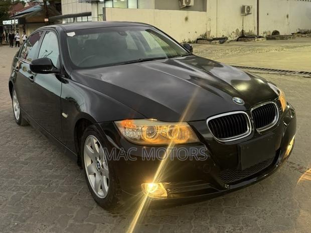 BMW 3 Series 2011 Black
