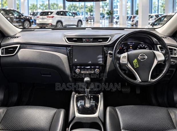 Nissan X-Trail 2.0 Petrol FWD 2014 White