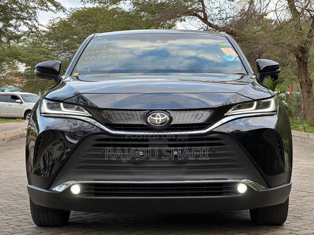 Toyota Harrier 2.0 2020 Black