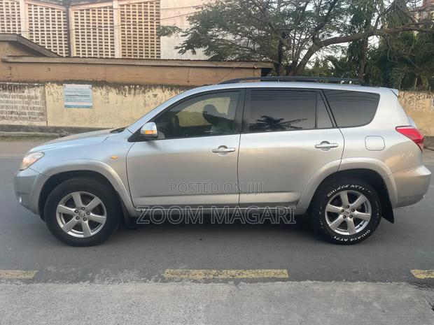 Toyota RAV4 2007 Silver