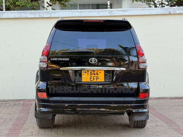 Toyota Land Cruiser Prado 3.0 D-4D 3dr 2007 Black