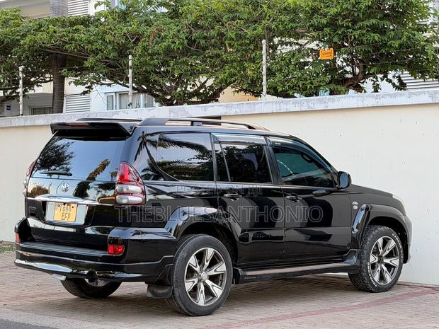 Toyota Land Cruiser Prado 3.0 D-4D 3dr 2007 Black