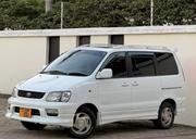 Toyota Noah 2.0 AWD (8 Seater) 2001 Pearl for sale
