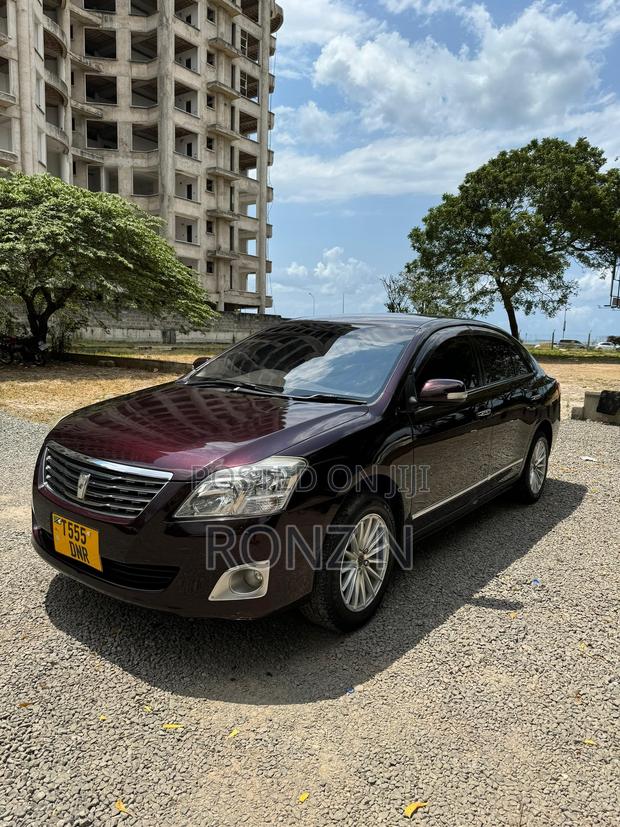 Toyota Premio 1.5 FWD 2012 Maroon