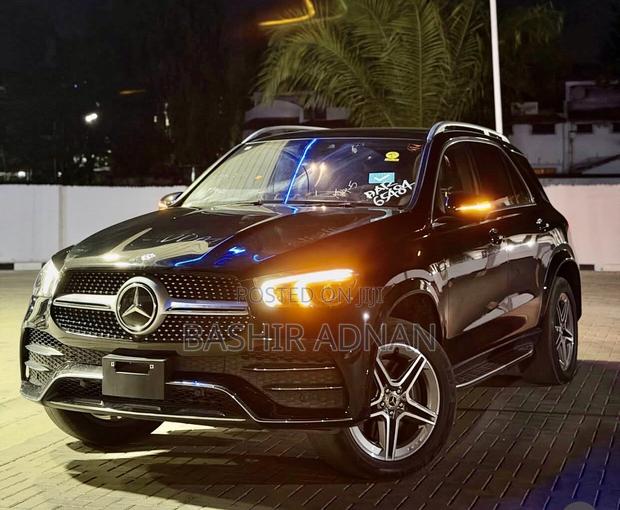Mercedes-Benz GLE-Class GLE 400d 4MATIC 2021 Black