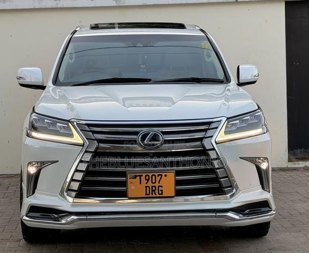 Lexus LX 570 AWD 2016 Pearl