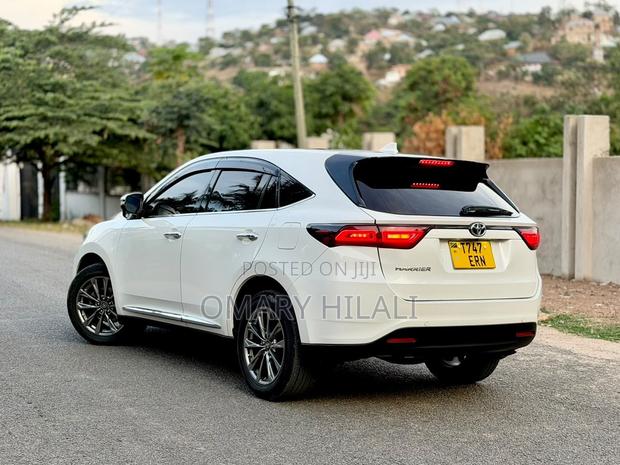 Toyota Harrier 2015 Pearl