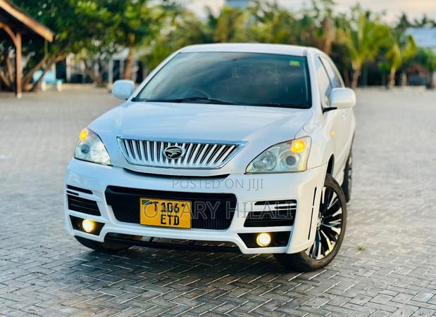 Toyota Harrier 2009 White