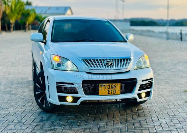 Toyota Harrier 2009 White