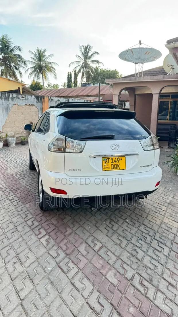 Toyota Harrier 2.4 2006 White