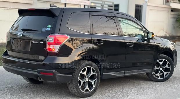 Subaru Forester 2015 Black