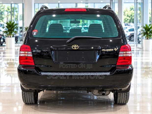 Toyota Kluger 2002 Black
